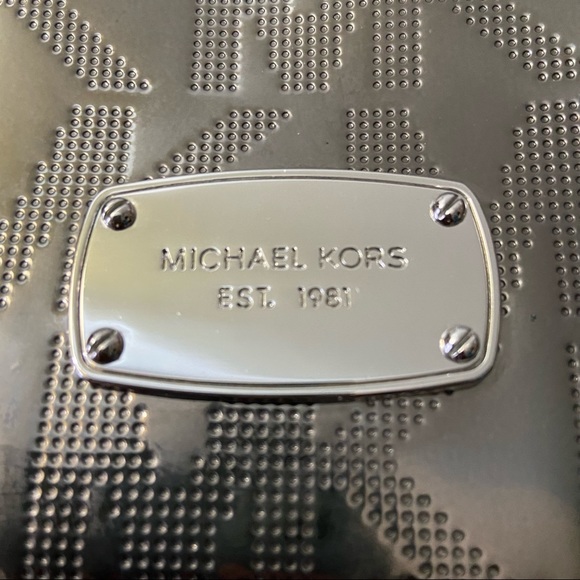 Michael Kors Purse - Picture 6 of 8